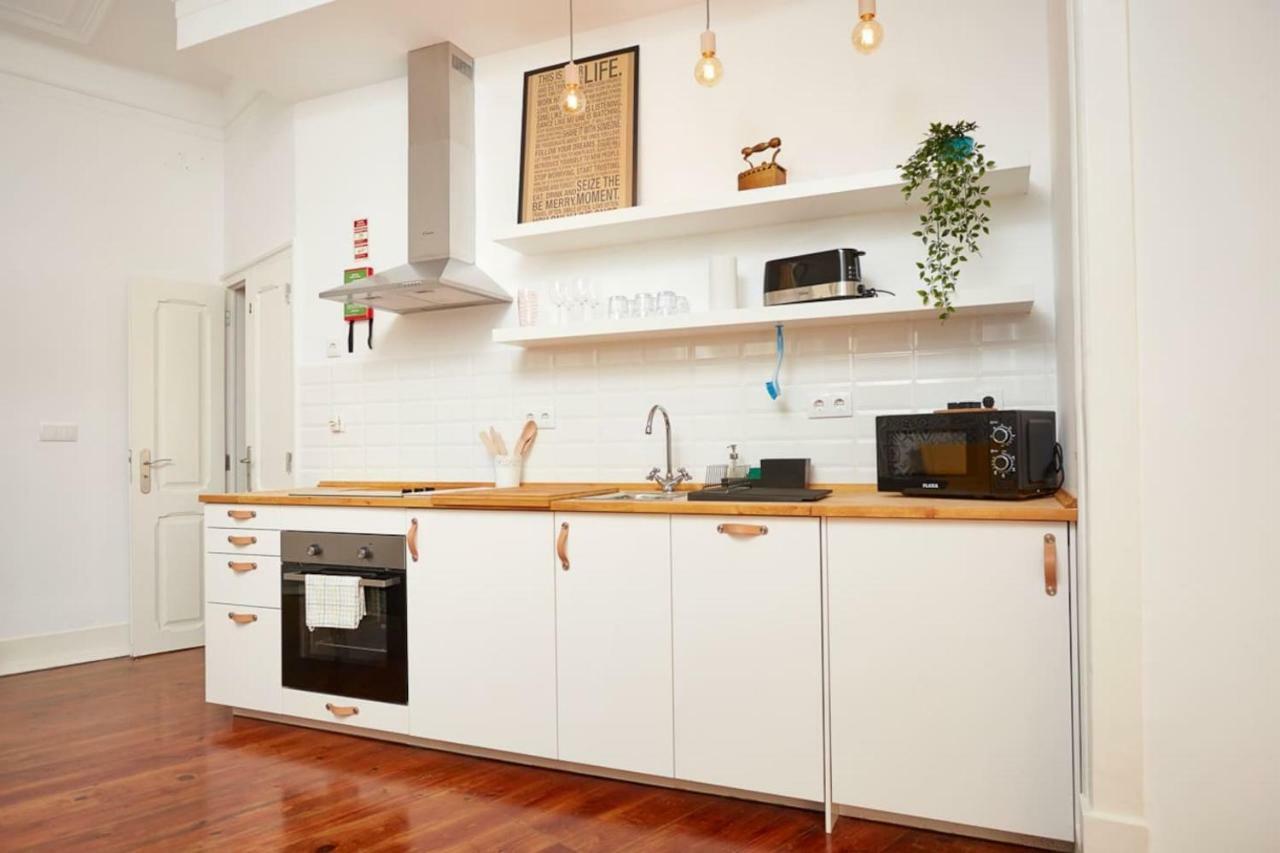 Charming One Bedroom Flat Lisboa Ngoại thất bức ảnh